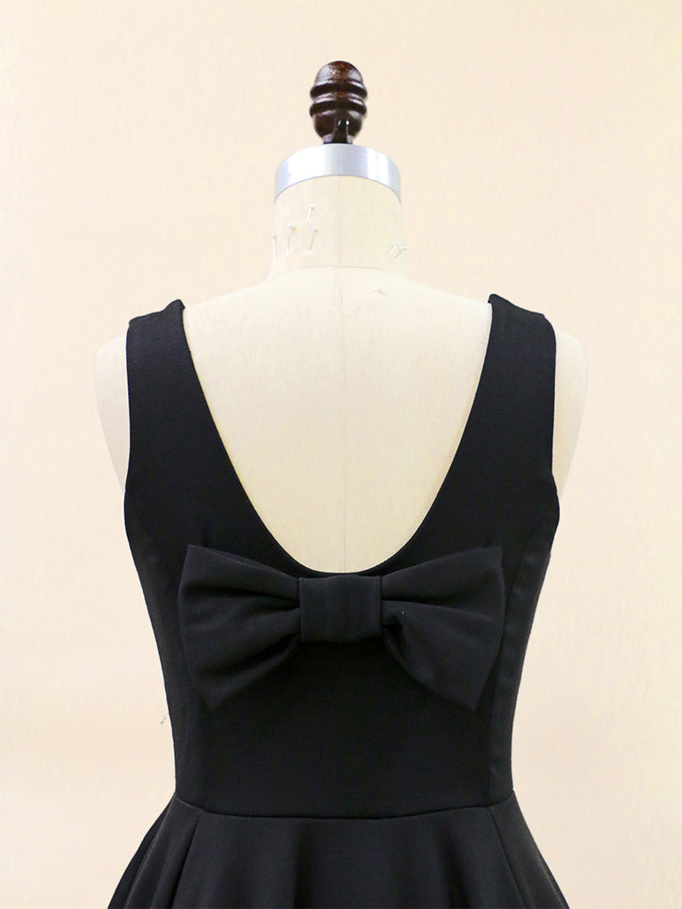 CORA | Black