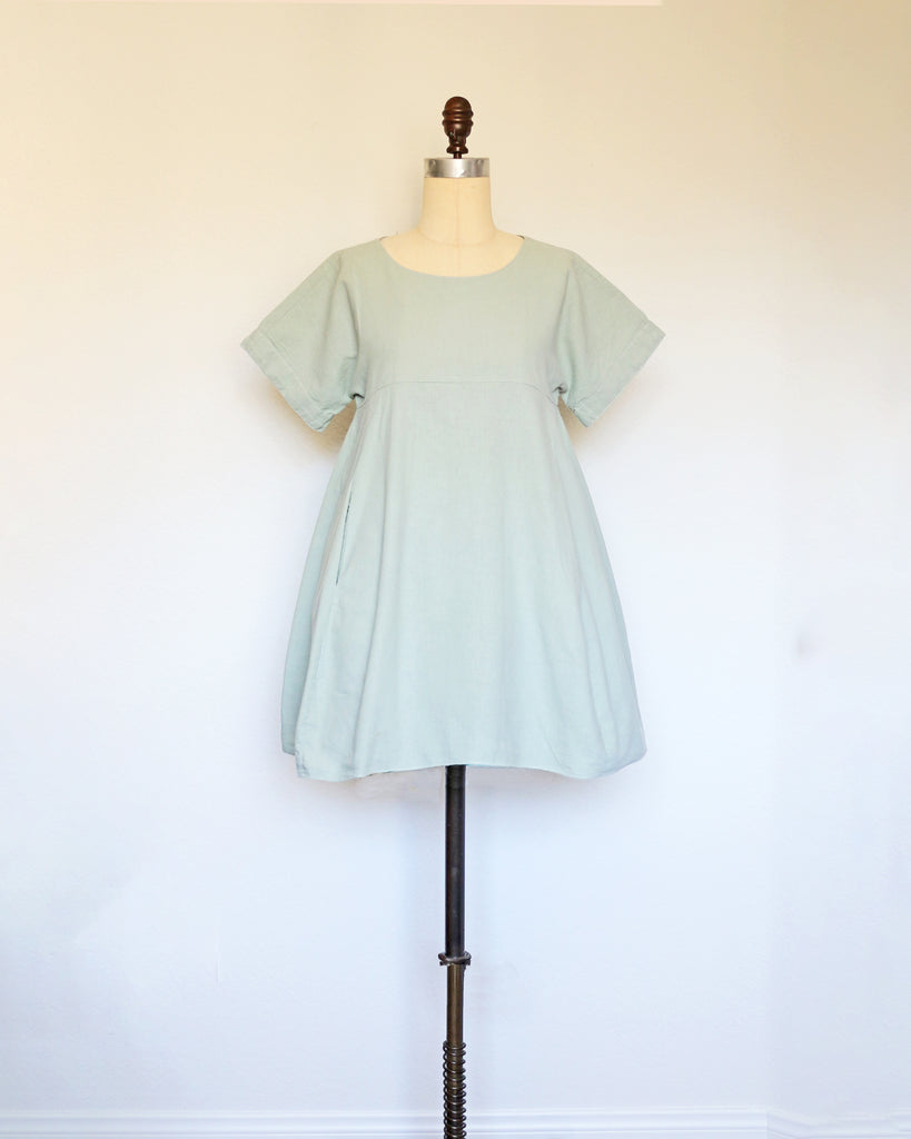 :: Handmade :: WEEKEND Dress in Black