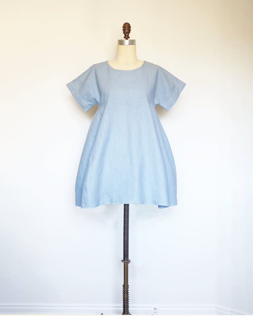 :: SAMPLE SALE :: WEEKEND Dress