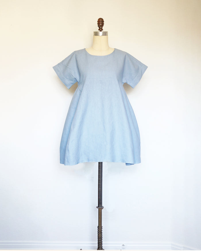 :: Handmade :: WEEKEND Dress in Blue Linen