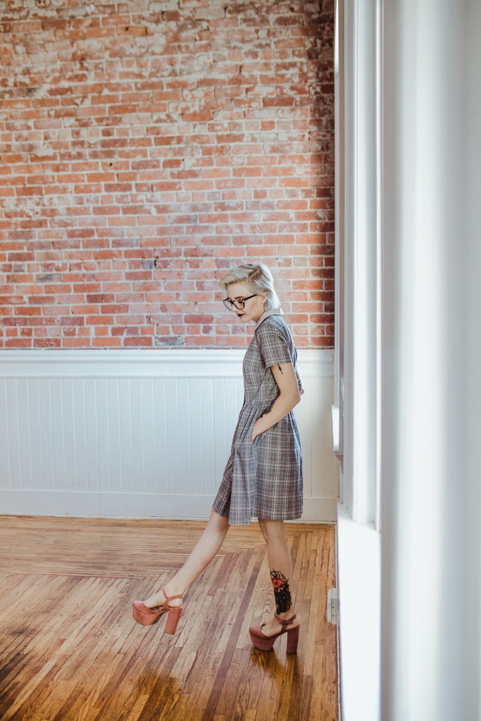 grey dress with white collar Gray Mini Dress White Collar and cuffs Long Sleeve Pleated A-Line attire Semi formal Dress business casual Short office outfit Preppy style